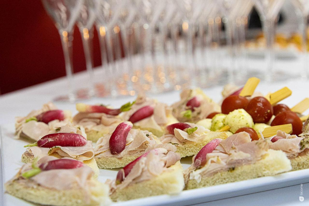 Logis Hotel & Restaurant - Le Relais De Montigny Montigny  Екстериор снимка