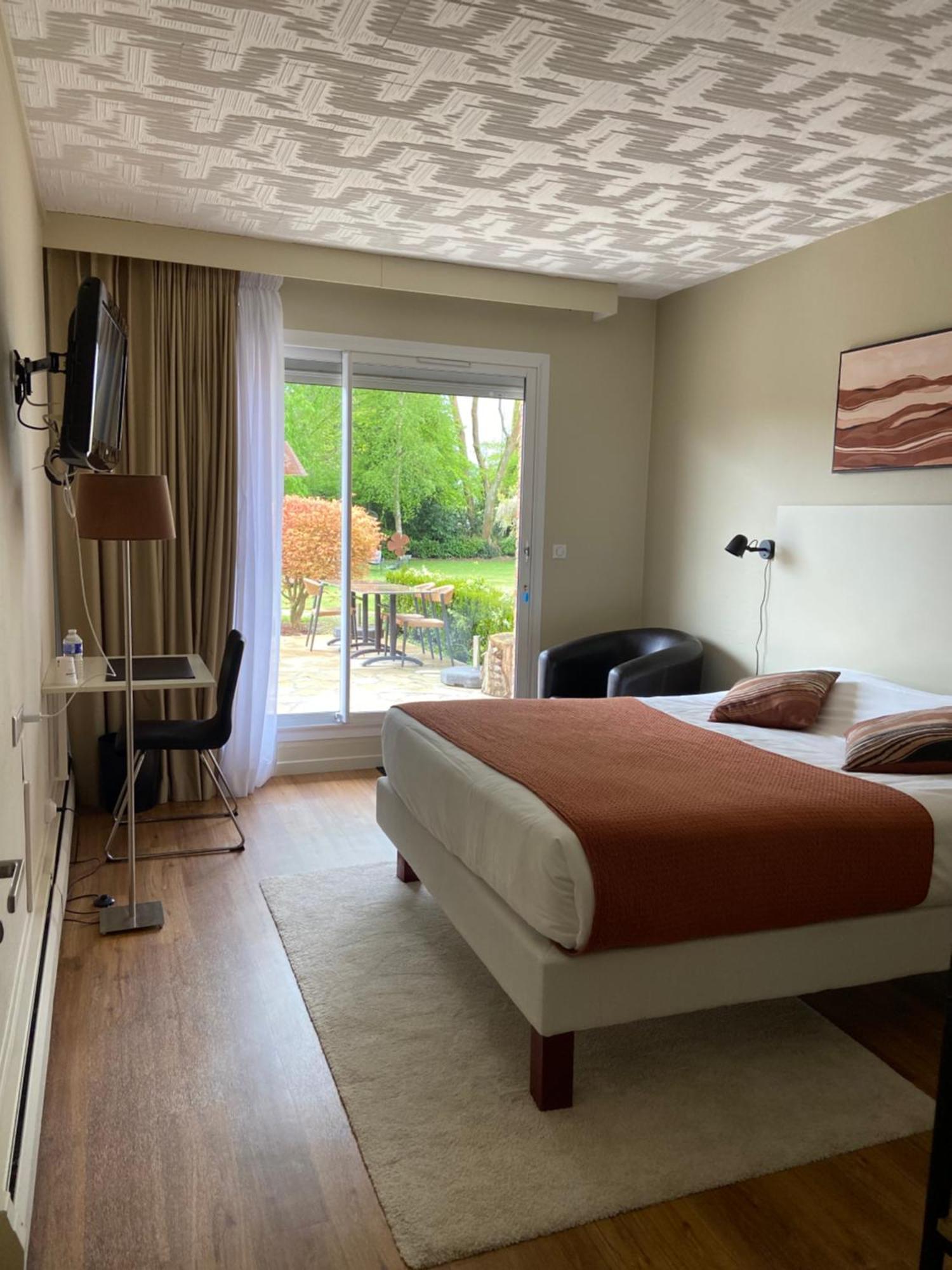 Logis Hotel & Restaurant - Le Relais De Montigny Montigny  Екстериор снимка